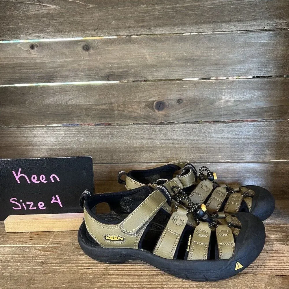 Childrens Big Kids Keen Newport H2 Waterproof Olive Green Shoes Sandals Size 4 Y